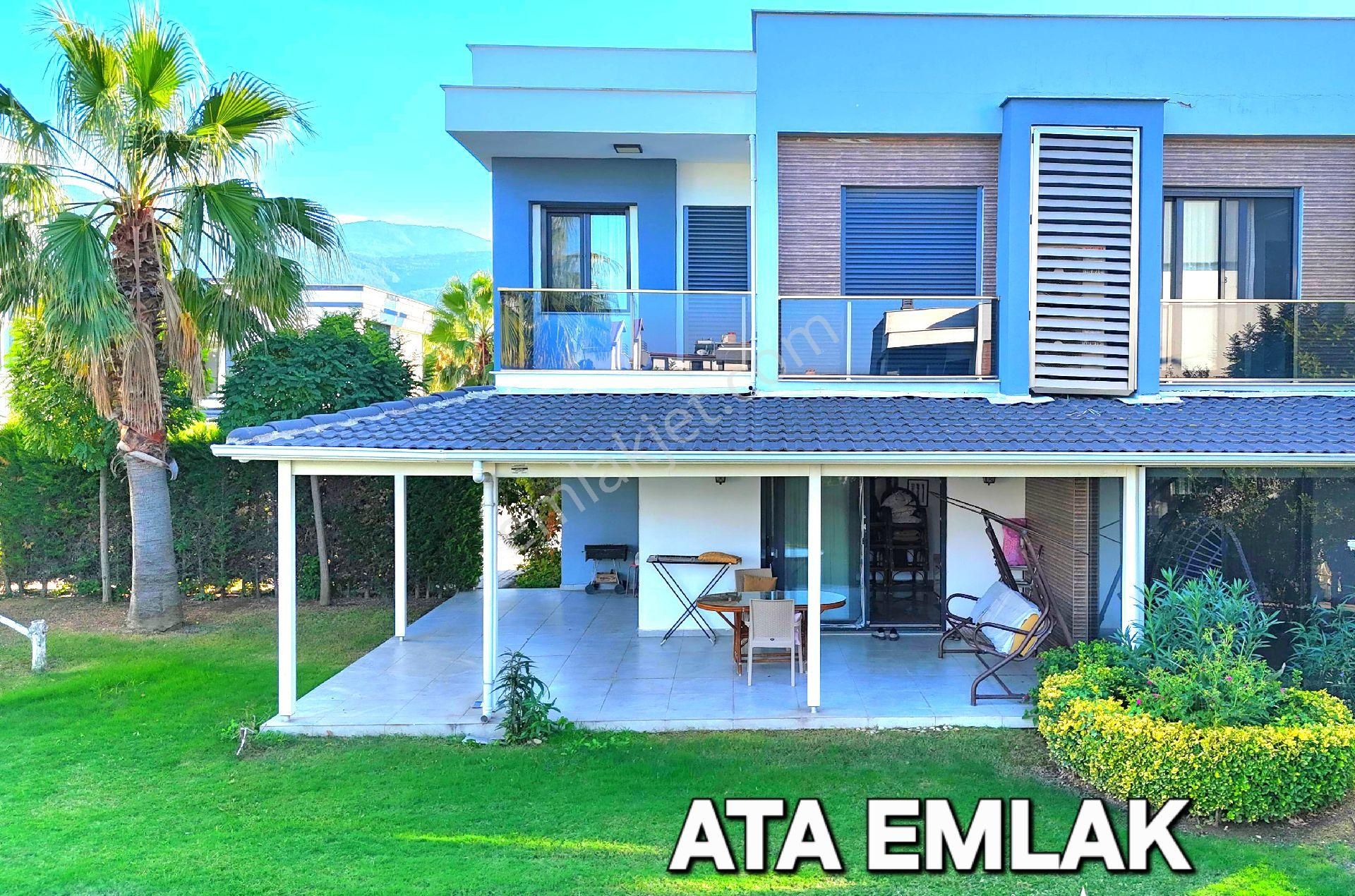 Kuşadasında Plaja Yakın Havuzlu Sitede Otoparklı Bahçeli 3+1 Yazlık - Görsel 6