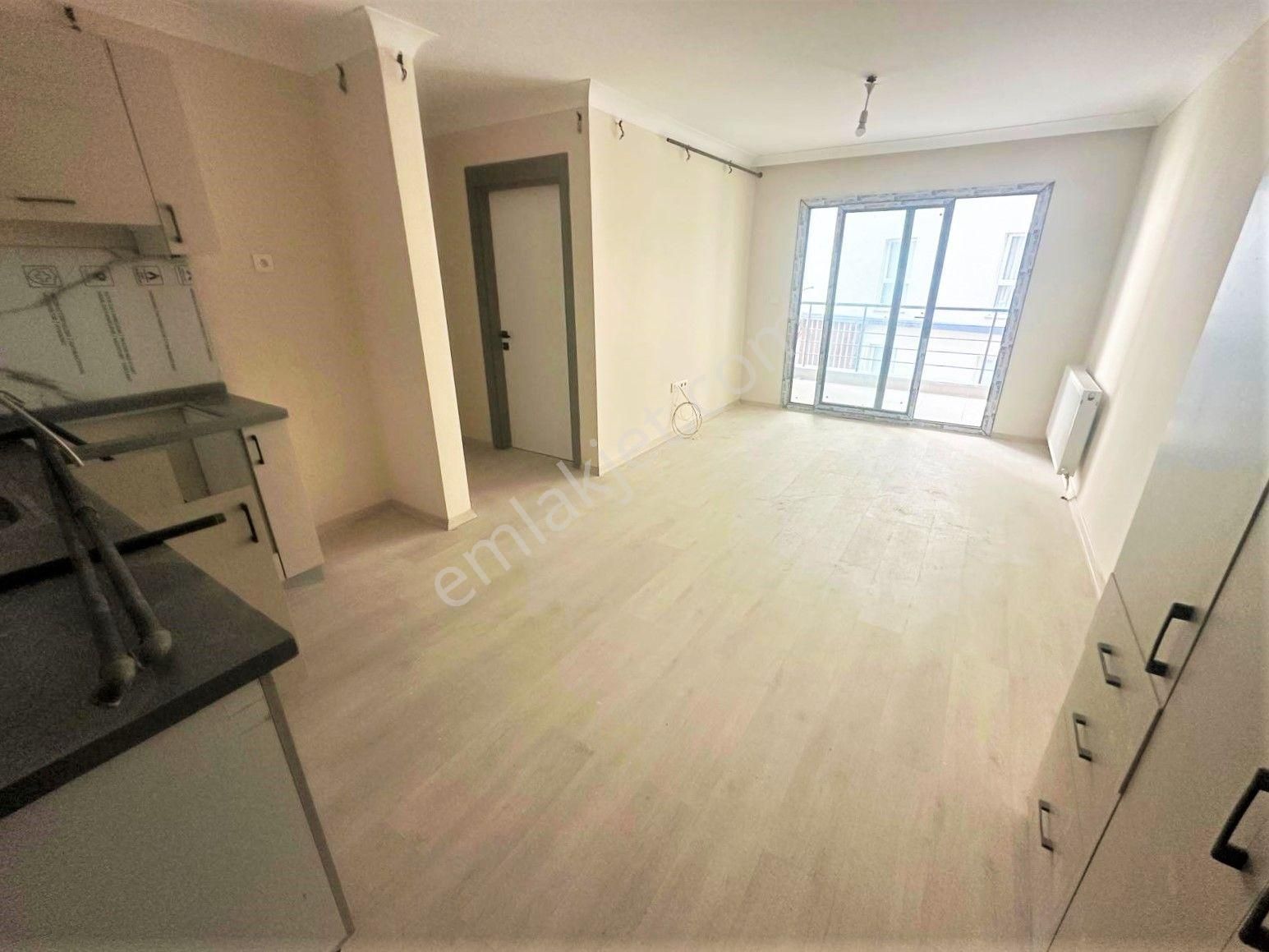 Edremit Kadıköy'de Aygülden Kat Cephe Seçenekli Site İçi Ebeveyn Banyolu Doğalgazlı 2+1satılık Daire - Görsel 4