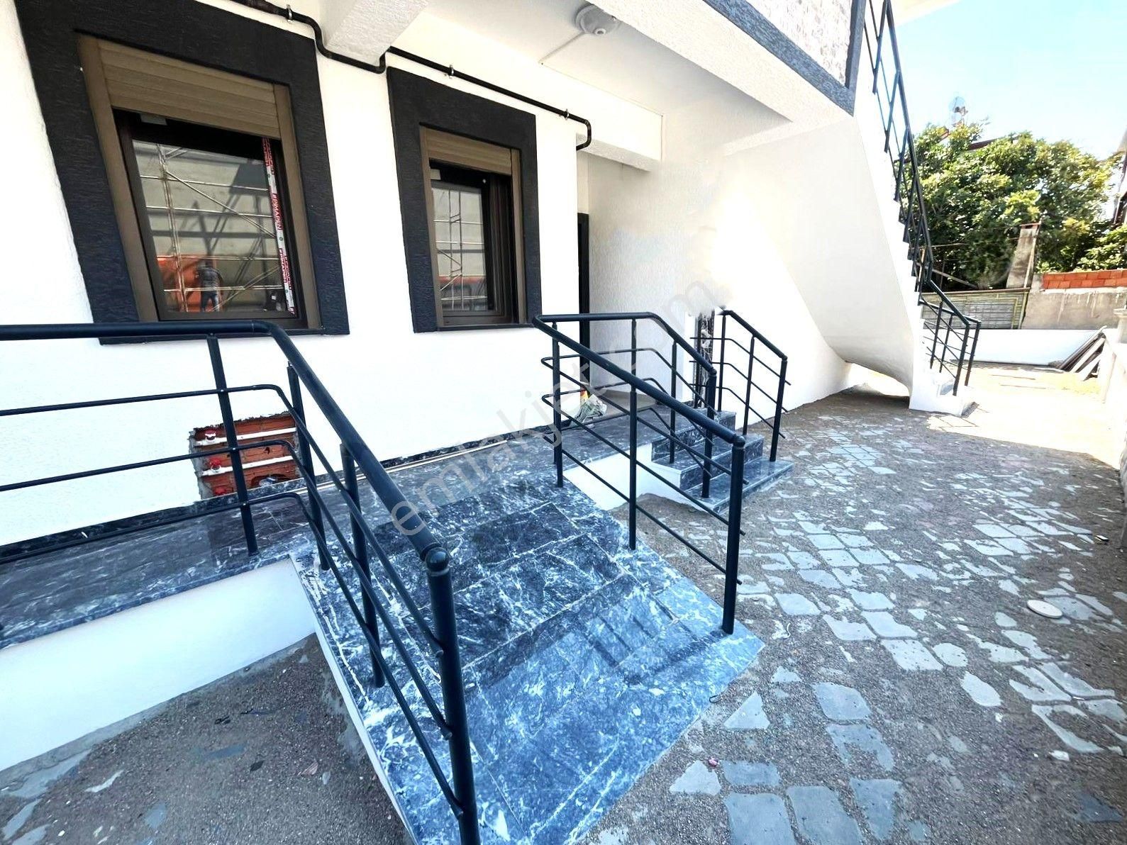 ✨burhaniye Öğretmenler'de ✨aygülden Sıfır Denize Yakın Bahçe Kullanımlı Doğalgazlı 1+1 Satılık Daire - Görsel 2