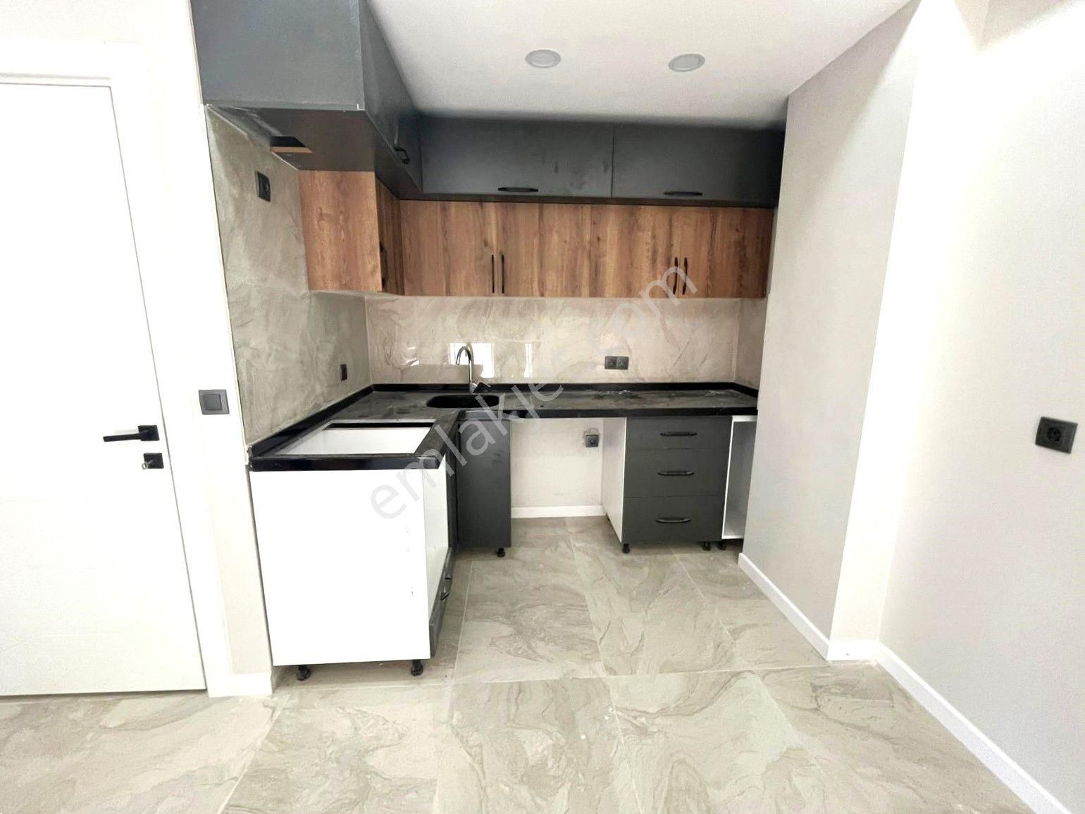 ✨burhaniye Öğretmenler'de ✨aygülden Sıfır Denize Yakın Bahçe Kullanımlı Doğalgazlı 1+1 Satılık Daire - Görsel 6