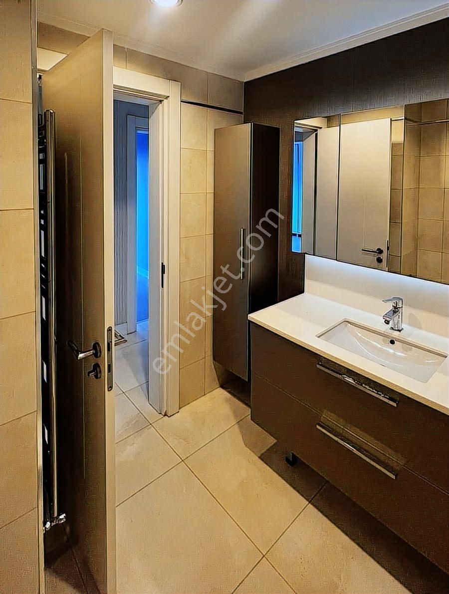 Tema İstanbulda Migros'a Yakın Kısa Bloklarda Satılık 3+1 - Görsel 18