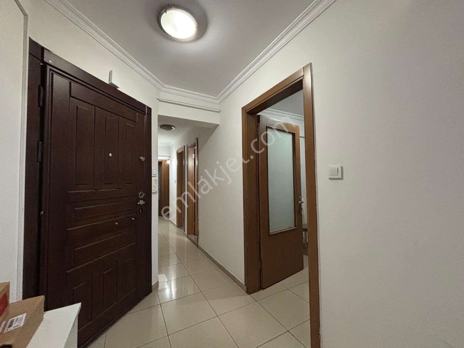 Alsancak Şair Eşref'te 3 + 1 Birinci Kat Tabela Hakimiyetli Satılık Daire - Görsel 6