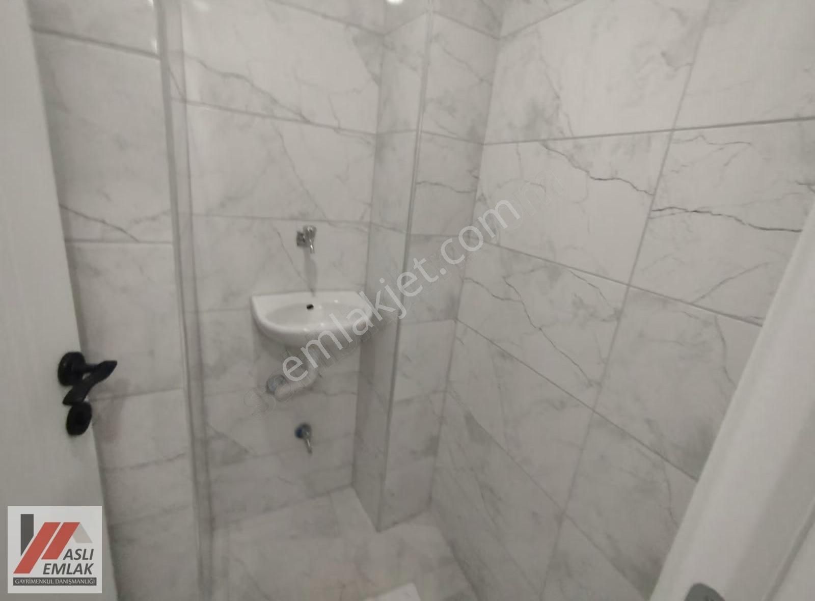 Aslı Emlak'tan Esentepe Mah Ebevyn Banyolu 3+1 Kat 1 - Görsel 29