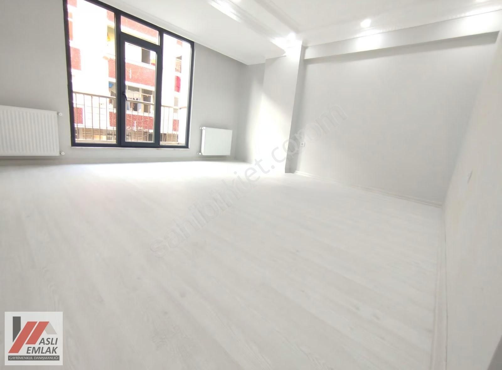 Aslı Emlak'tan Esentepe Mah Ebevyn Banyolu 3+1 Kat 1