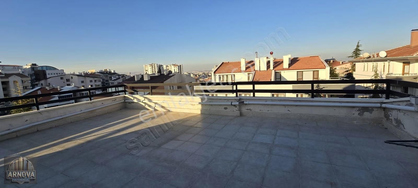 İlkbahar Mahallesinde 5+1 Mobilyalı Katta Dubleks Kiralık Daire - Görsel 3