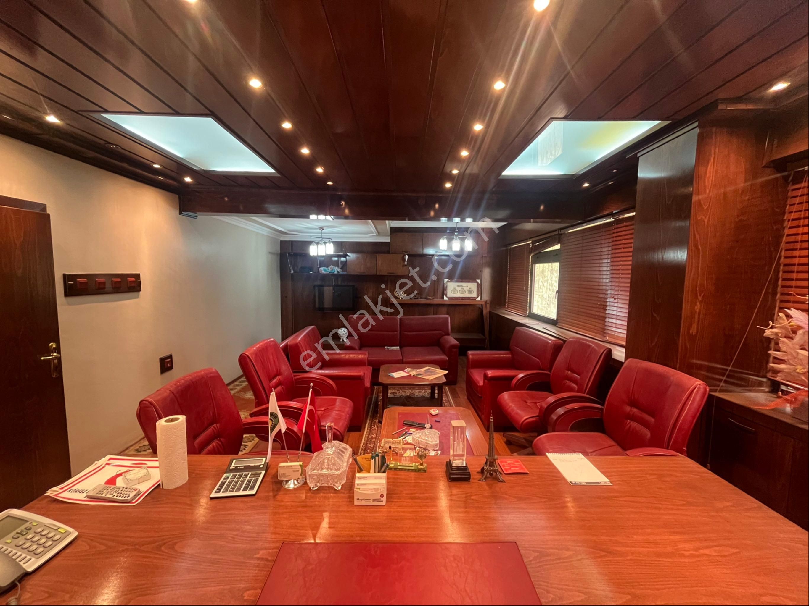 Enka’dan Körfez Kirazlıyalı E-5 Yanyolda Satılık Eşyalı Ofisler - Görsel 2