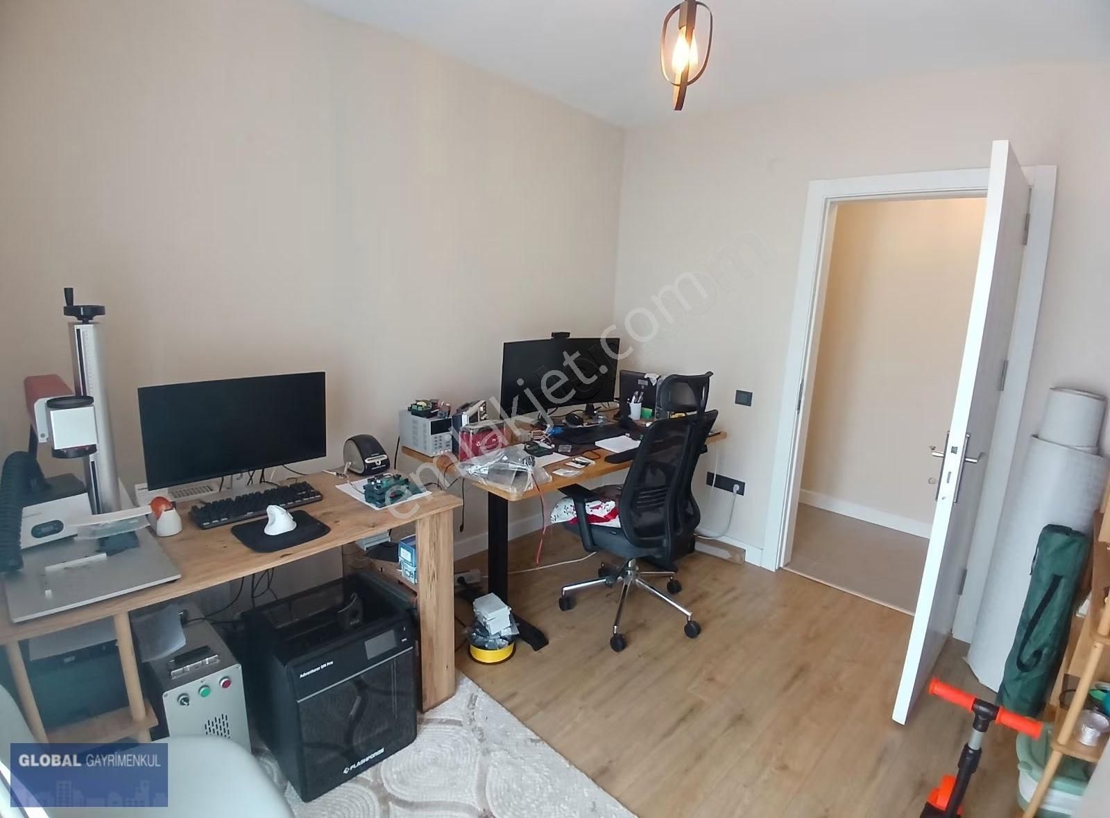 Global'den, Fiyaka 3 Sitesinde Yenilenmiş, Lüks, Geniş 2+1 Daire - Görsel 15