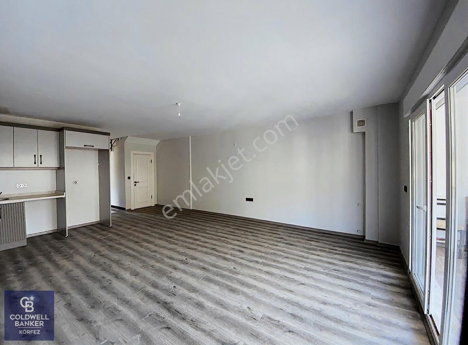 Altınoluk'ta Deniz Ve Doğa Manzaralı Satılık 3+1 Dubleks Daire - Görsel 13
