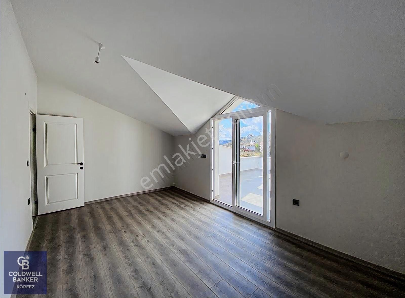 Altınoluk'ta Deniz Ve Doğa Manzaralı Satılık 3+1 Dubleks Daire - Görsel 33