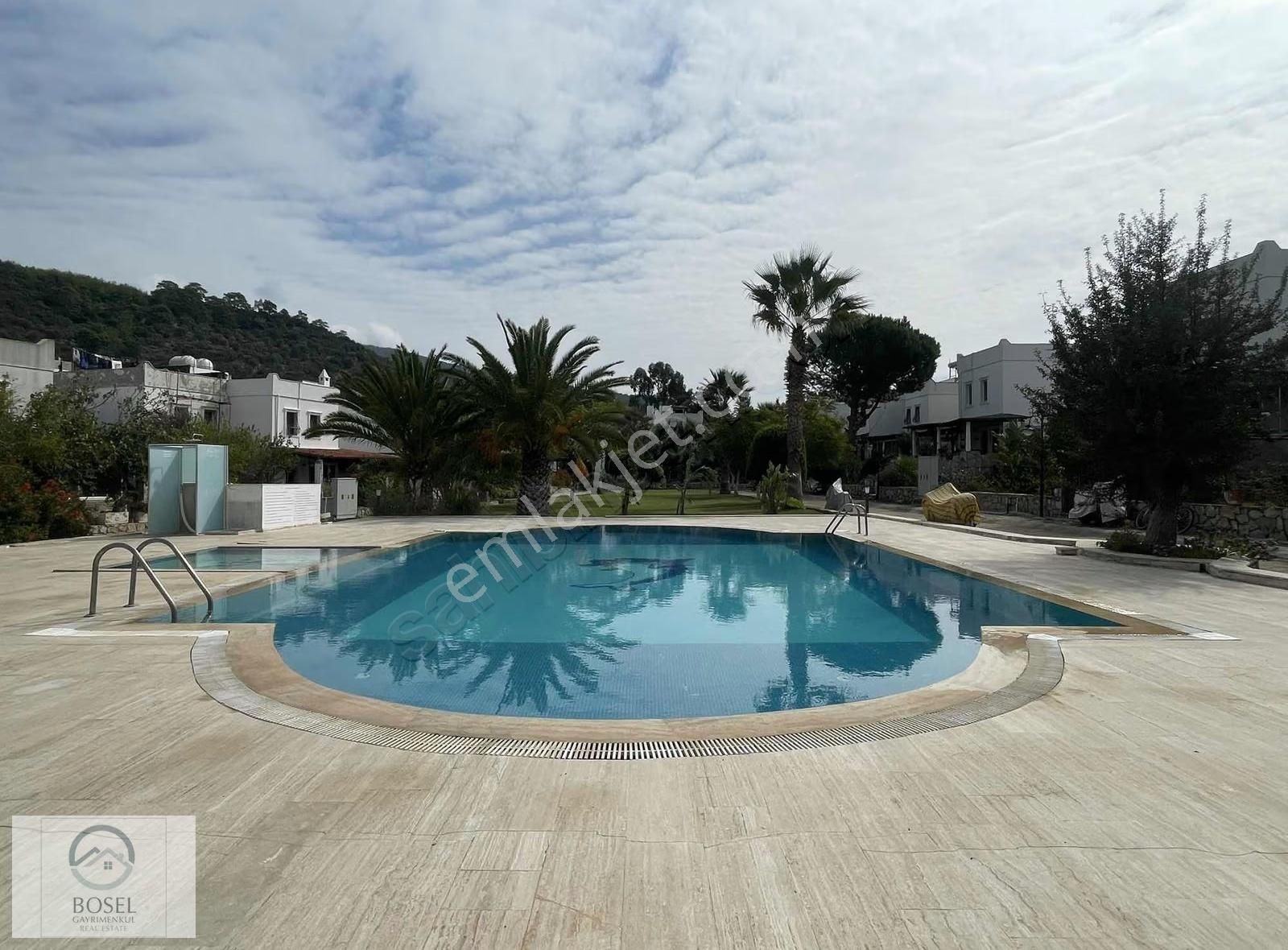 Bodrum Torbada Site İçi Bitişik Nizam Villa