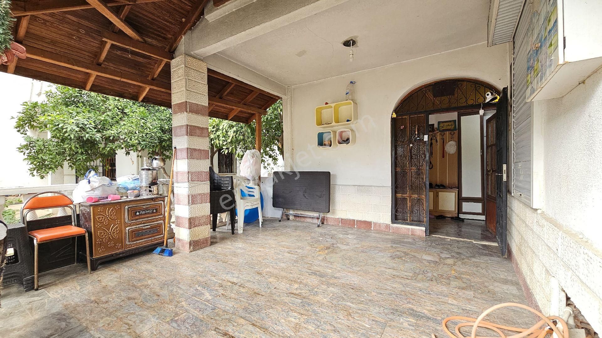 Varsak Ayanoğlu'nda Yaşam Ve Yatırımı Bir Arada Sunan Yatırımlık Tripleks 4+1 Havuzlu Villa! - Görsel 12