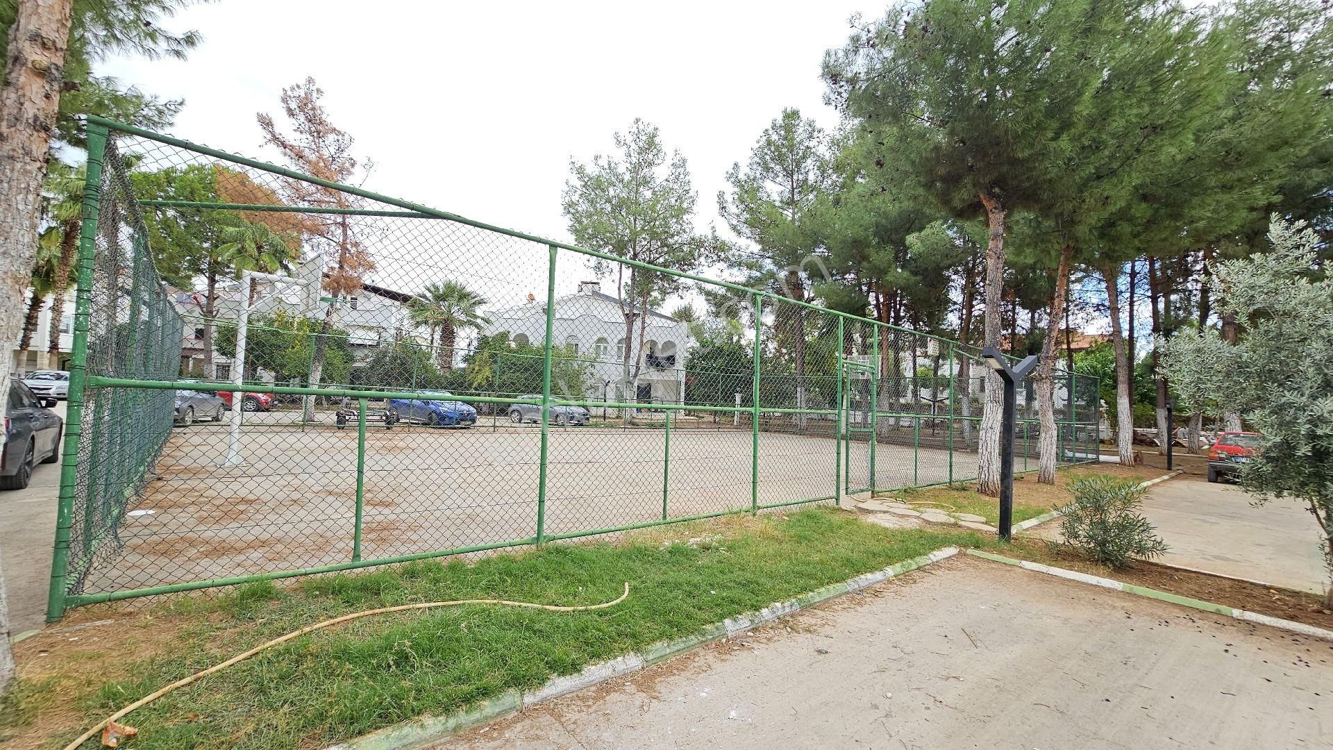 Varsak Ayanoğlu'nda Yaşam Ve Yatırımı Bir Arada Sunan Yatırımlık Tripleks 4+1 Havuzlu Villa! - Görsel 9