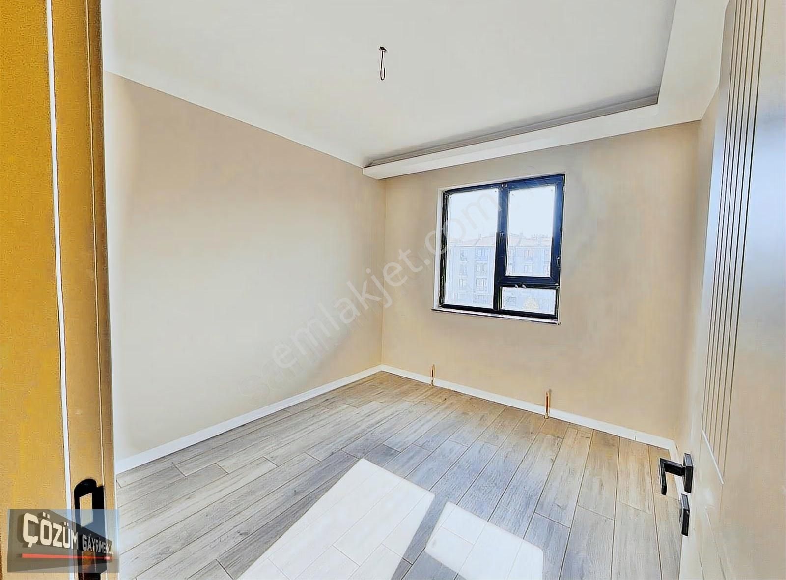 Keçiören Hisar'da Sıfır 4+1 Orta Kat Çift Banyo 160 M2 İskanlı. - Görsel 9