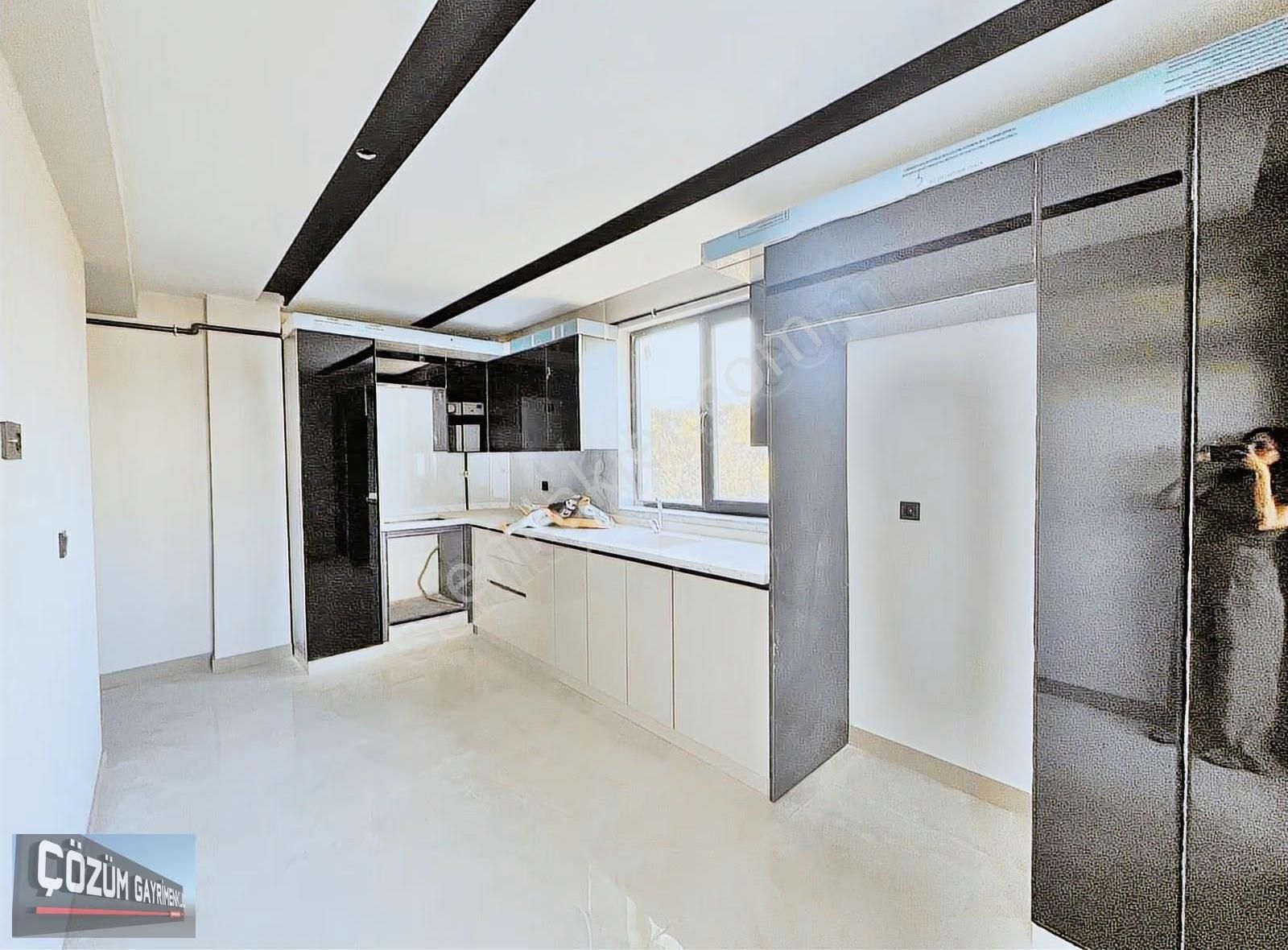 Keçiören Hisar'da Sıfır 4+1 Orta Kat Çift Banyo 160 M2 İskanlı. - Görsel 28