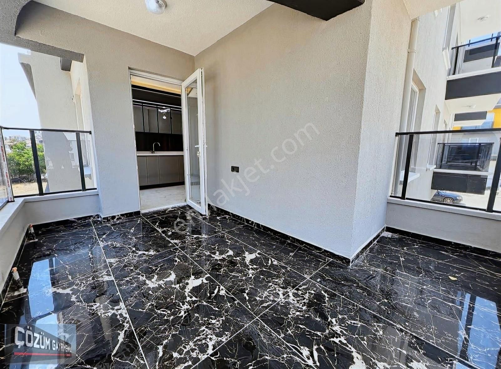 Keçiören Karakaya'da Ana Caddeye Çok Yakın Sıfır 2+1 Katta Daire - Görsel 20