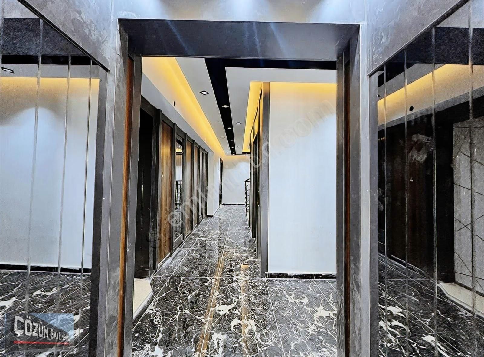 Keçiören Karakaya'da Ana Caddeye Çok Yakın Sıfır 2+1 Katta Daire - Görsel 6