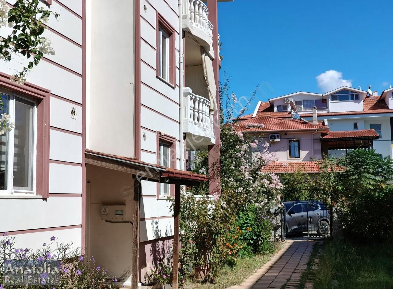 Merkezde Satılık Geniş Bahçeli 3+1 Daire - Görsel 18