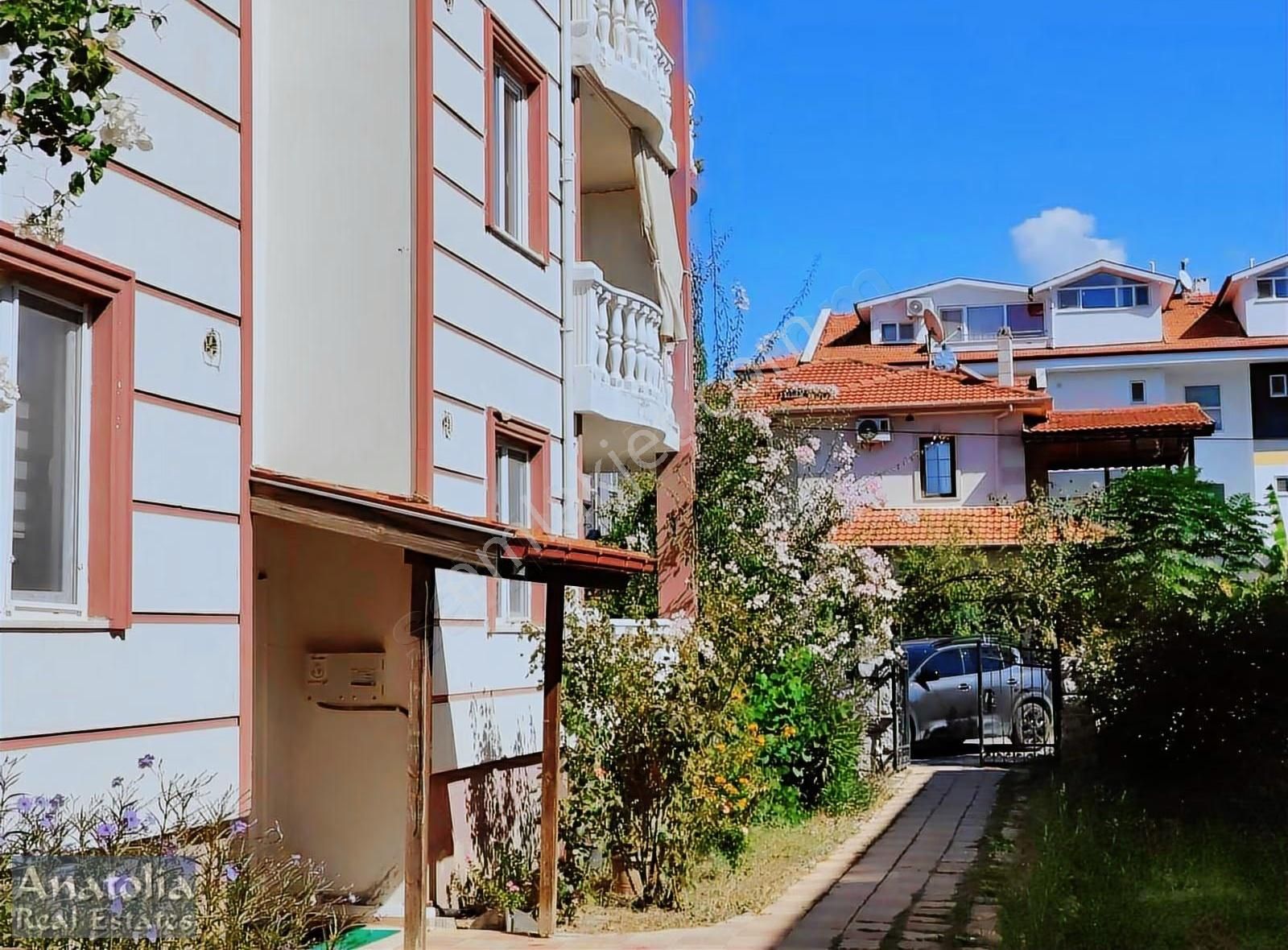 Merkezde Satılık Geniş Bahçeli 3+1 Daire - Görsel 25