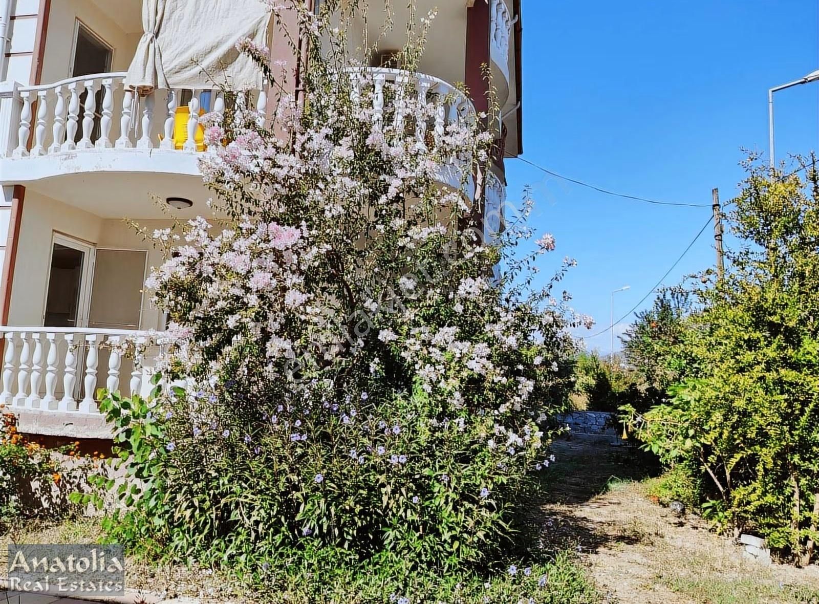 Merkezde Satılık Geniş Bahçeli 3+1 Daire - Görsel 14