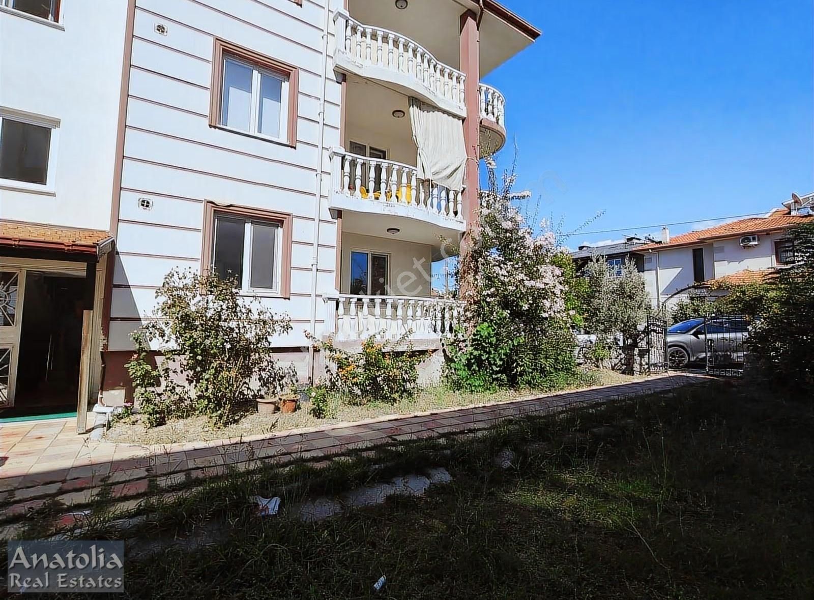 Merkezde Satılık Geniş Bahçeli 3+1 Daire - Görsel 28