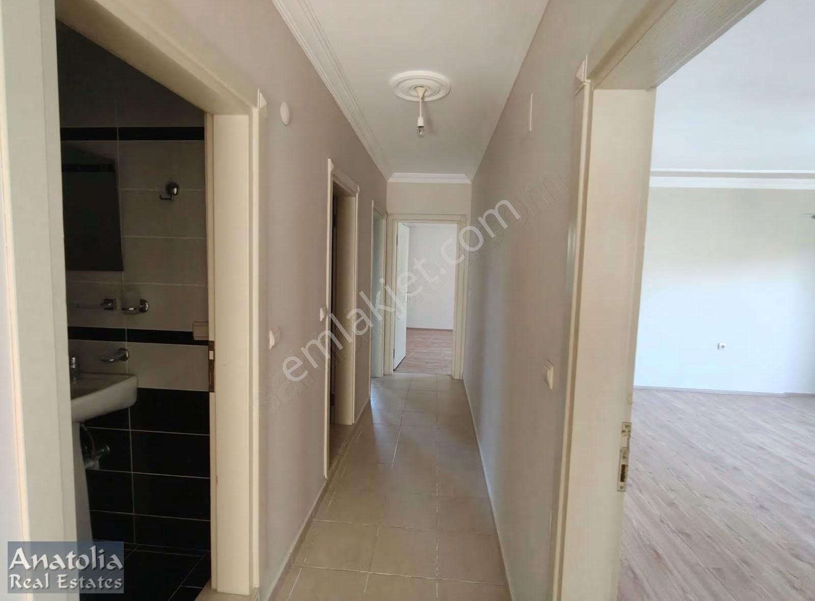 Merkezde Satılık Geniş Bahçeli 3+1 Daire - Görsel 22