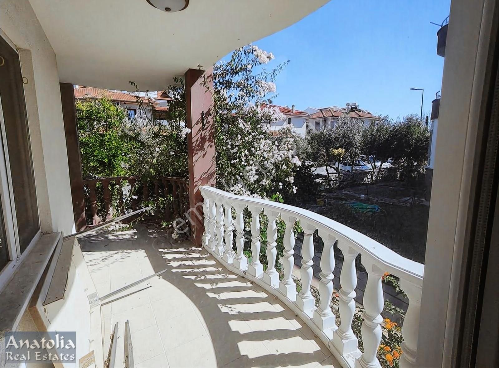 Merkezde Satılık Geniş Bahçeli 3+1 Daire - Görsel 12