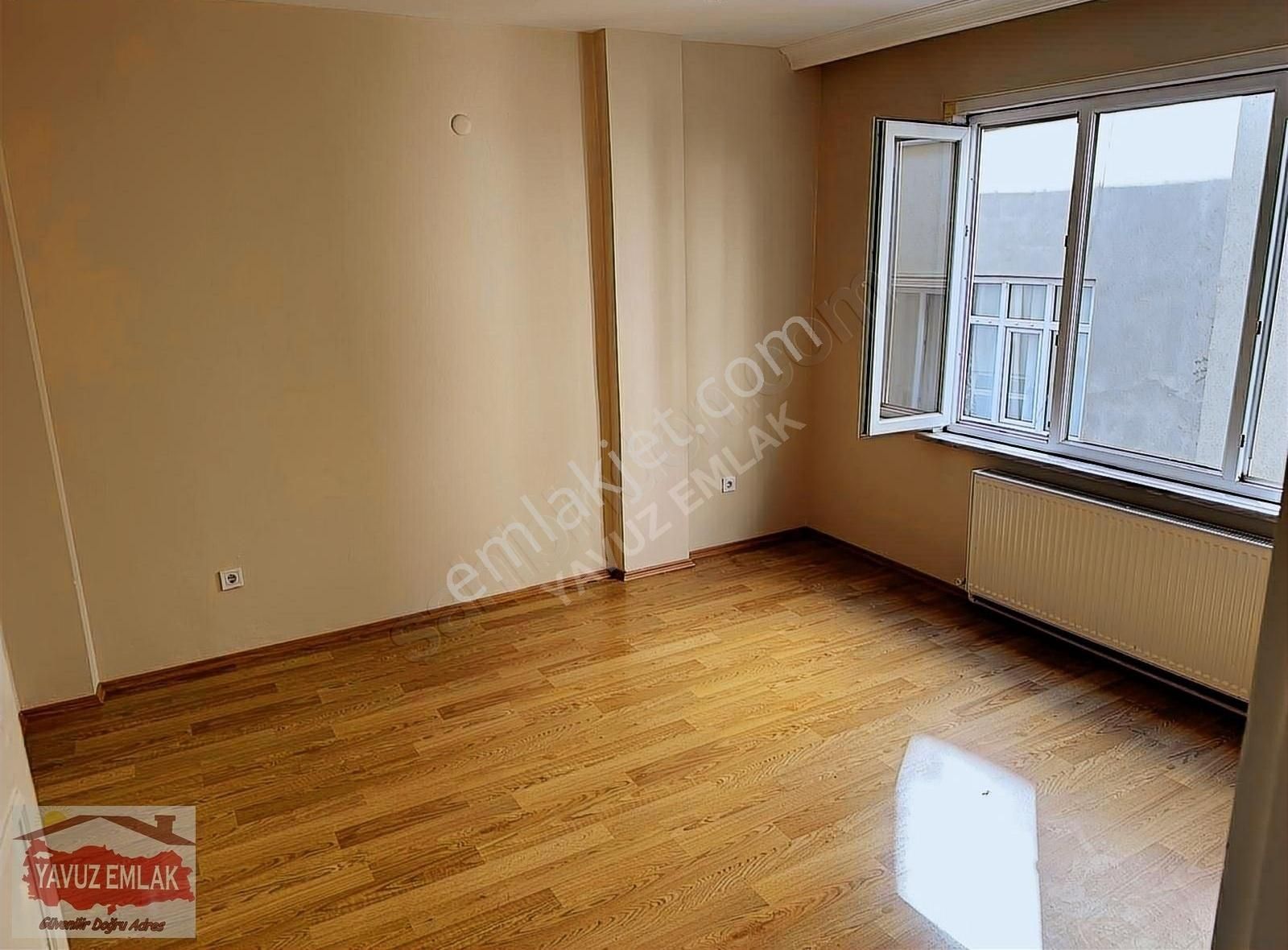 Yavuz Emlak / Bağcılarda Geniş Temiz Full Aydınlık Kombili Daire - Görsel 2