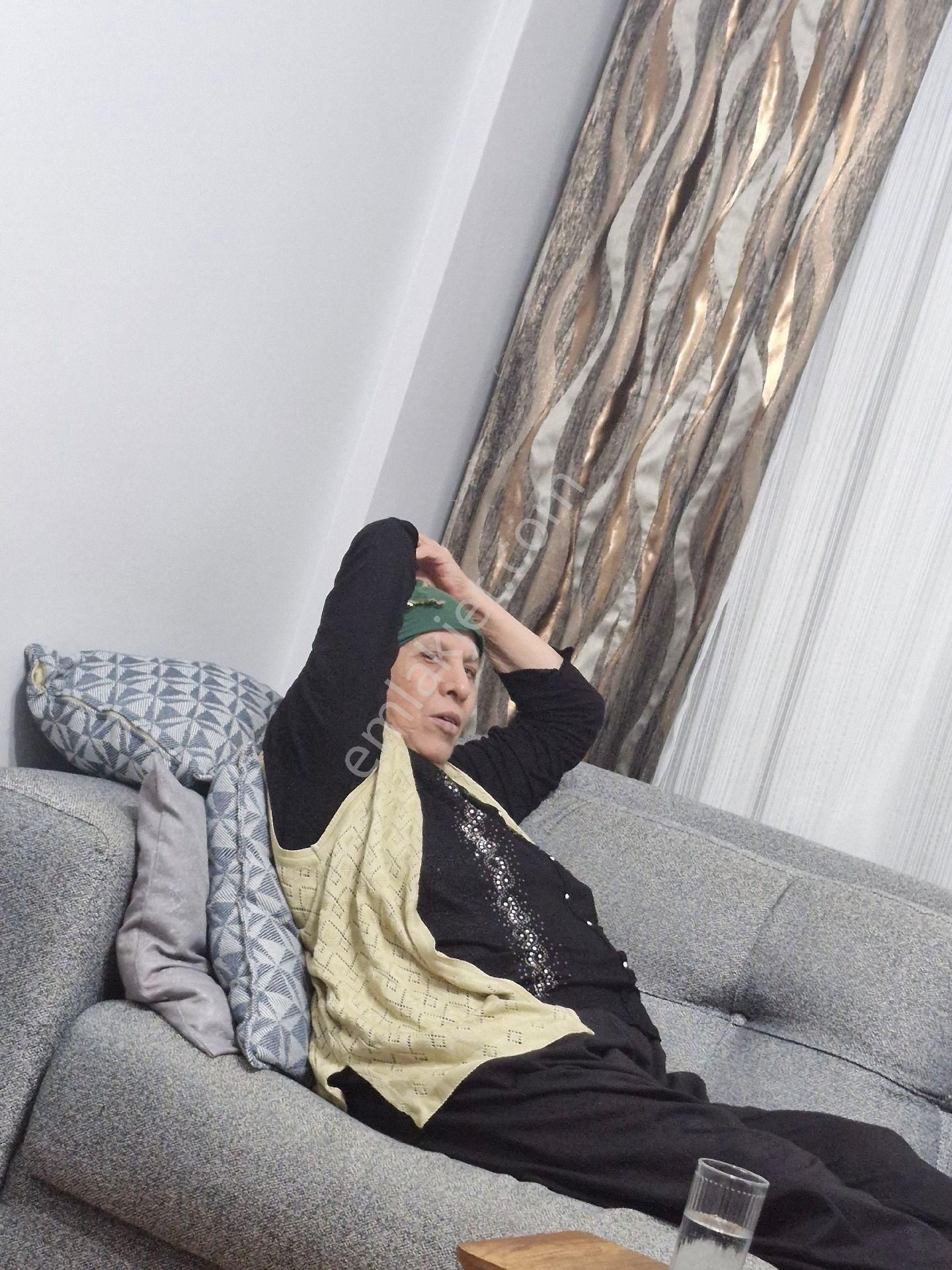 Küçükçekmece Cennet Mah. Satılık Sıfır E-5 'e Çok Yakın Otoparklı Arakat - Görsel 15