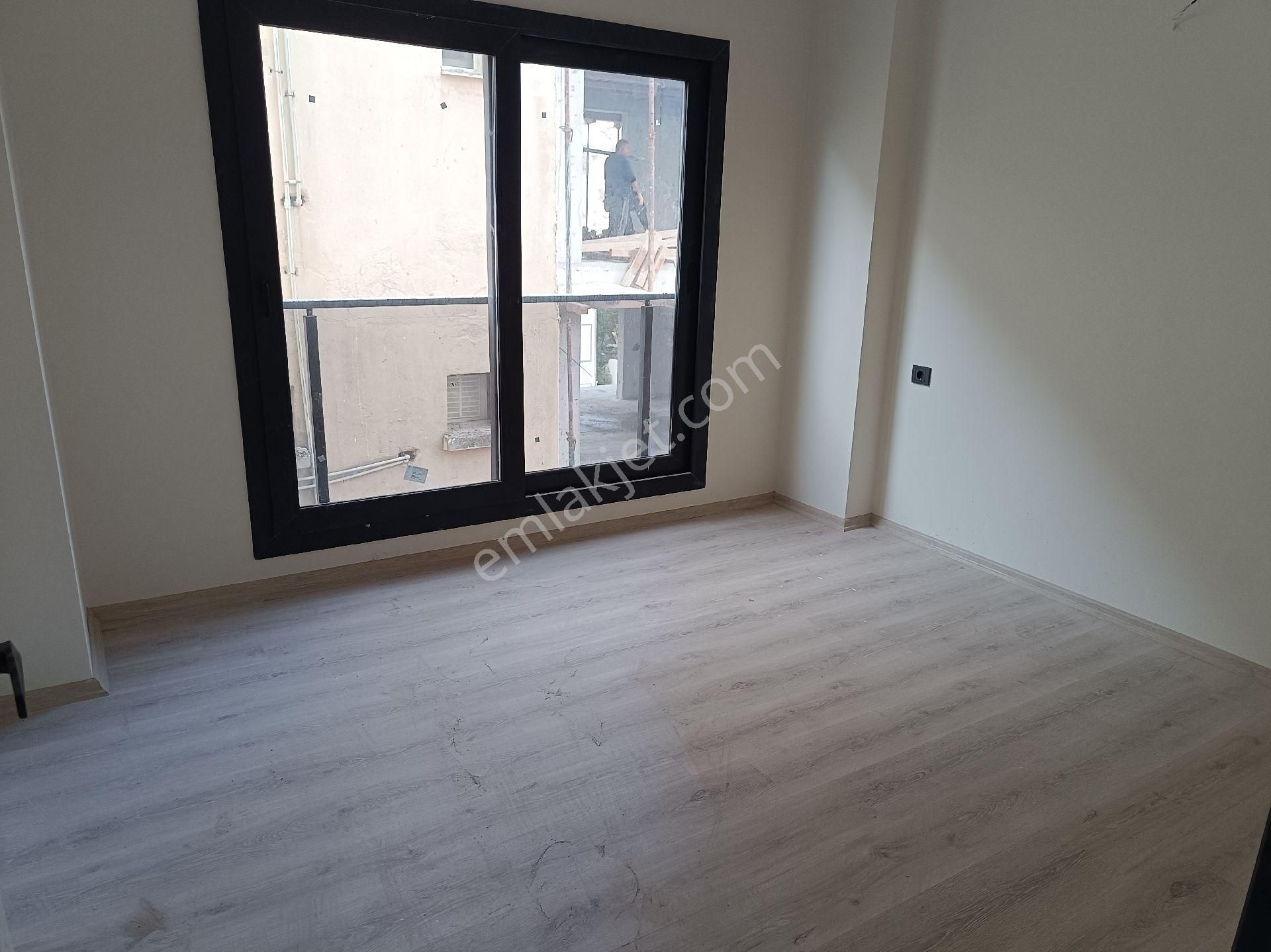 Kuşadası Merkez Yeni Tek Blok 2+1 Satılık Sıfır - Görsel 11