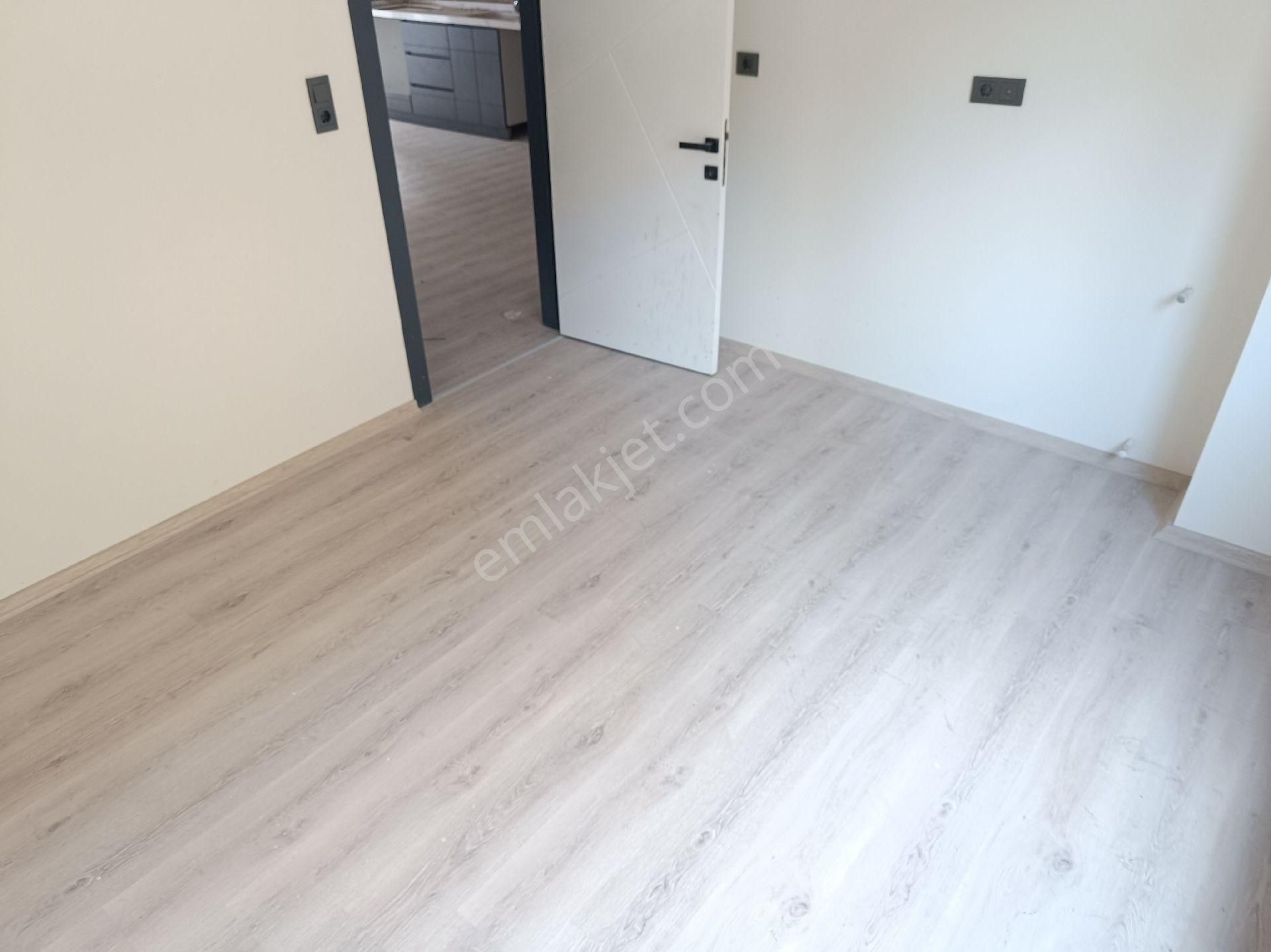 Kuşadası Merkez Yeni Tek Blok 2+1 Satılık Sıfır - Görsel 9