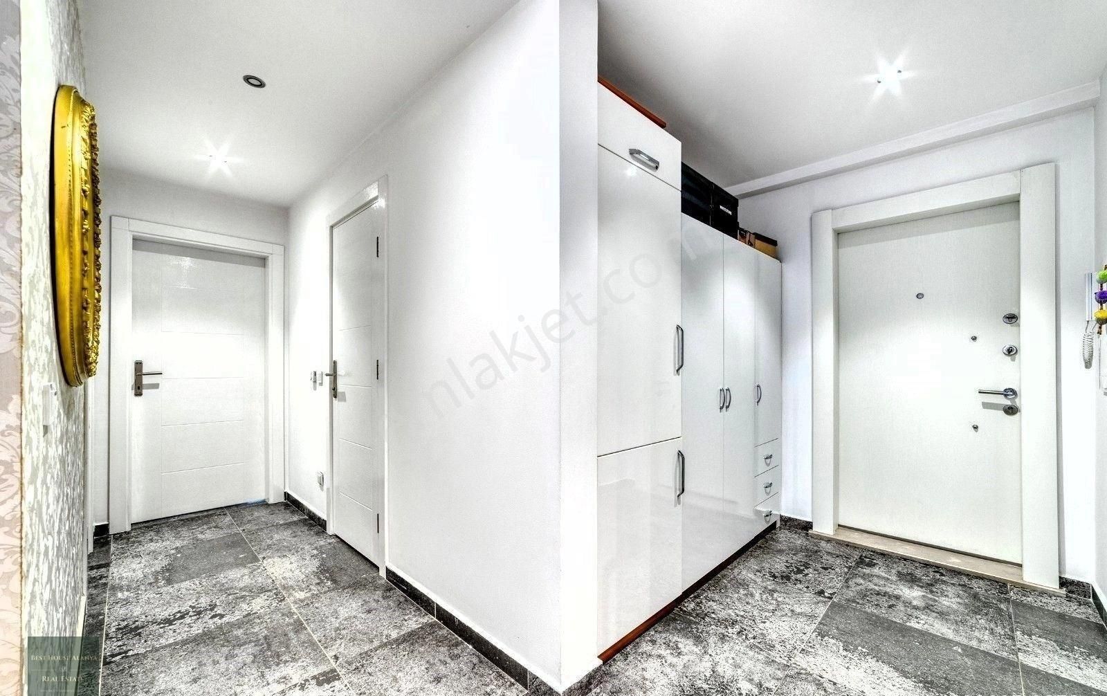 Alanya Cikcilli’de Satılık Lüks 2+1 Daire – Havuz Manzaralı, Full Eşyalı, Vatandaşlığa Uygun! - Görsel 18