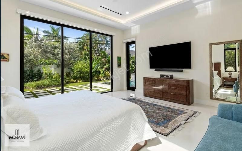 Urlada Sıfır 6+1 Site İçi Ultralüx Villa Dublex 1700m2 Arazi - Görsel 3