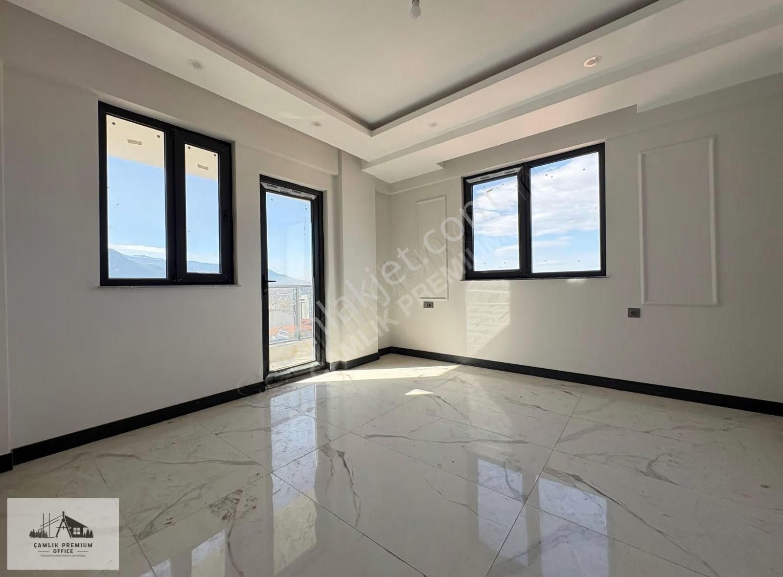 Bağbaşında Satılık Manzaralı 3+1 Sıfır Daire - Görsel 9