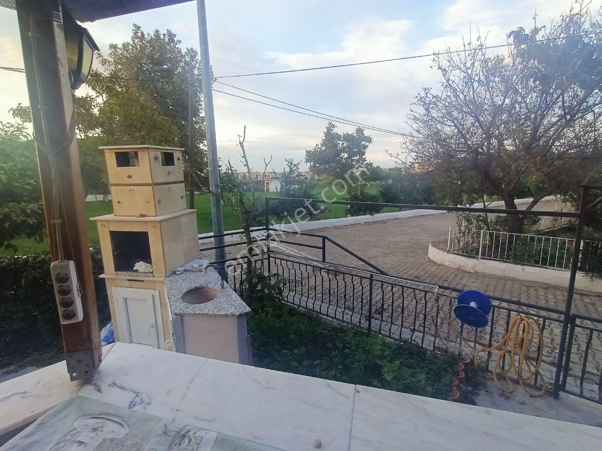 Kuşadası Davutlar Sahil Denize Yürüme Mesafesinde 4+1 Villa Satılık - Görsel 4