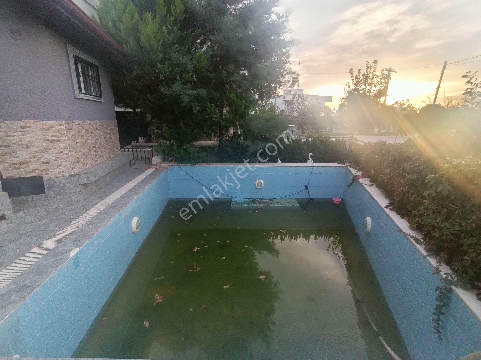 Kuşadası Davutlar Sahil Denize Yürüme Mesafesinde 4+1 Villa Satılık - Görsel 28