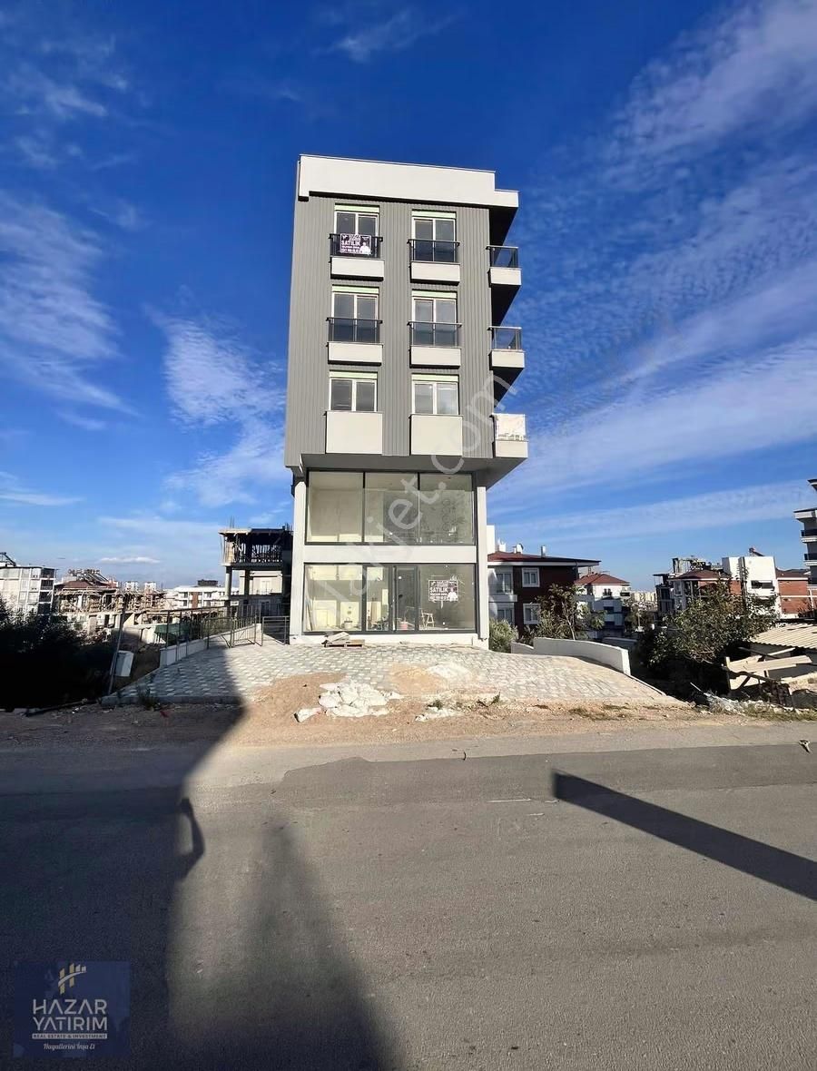 Kepezin Gözde Bölgesinde Sıfır 2+1 Cadde Üzeri, E. Banyolu - Görsel 4