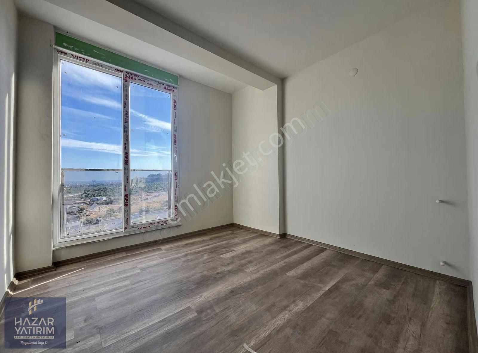 Kepezin Gözde Bölgesinde Sıfır 2+1 Cadde Üzeri, E. Banyolu - Görsel 23