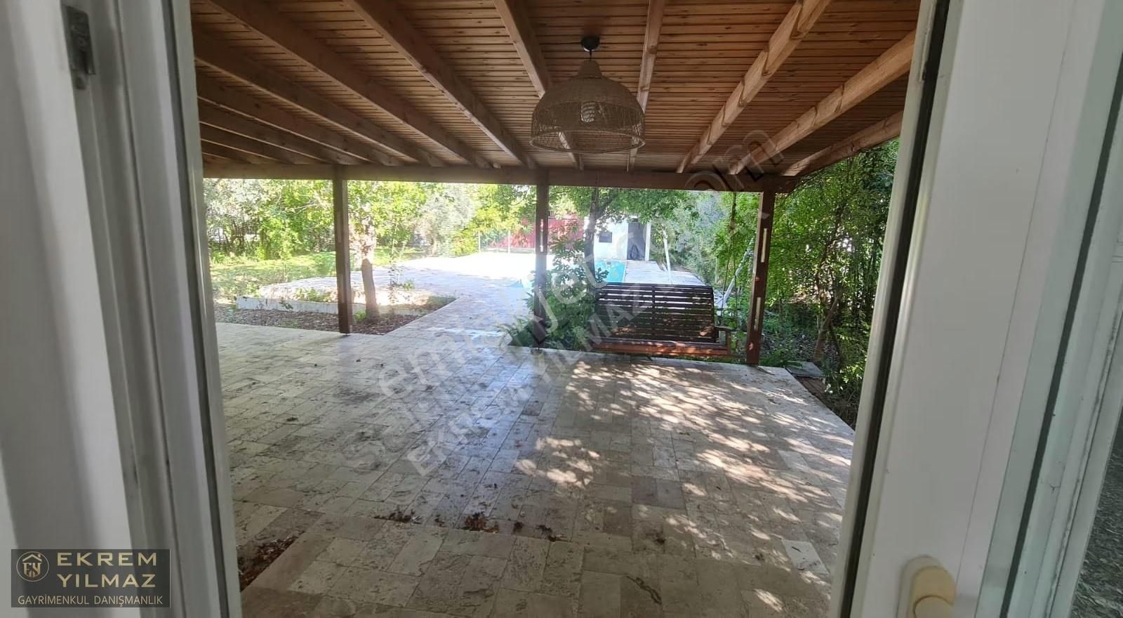 Köyceğiz Yangı Mahalesin'de Sesiz Doğayla İç İçe Nezih Bir Villa - Görsel 4