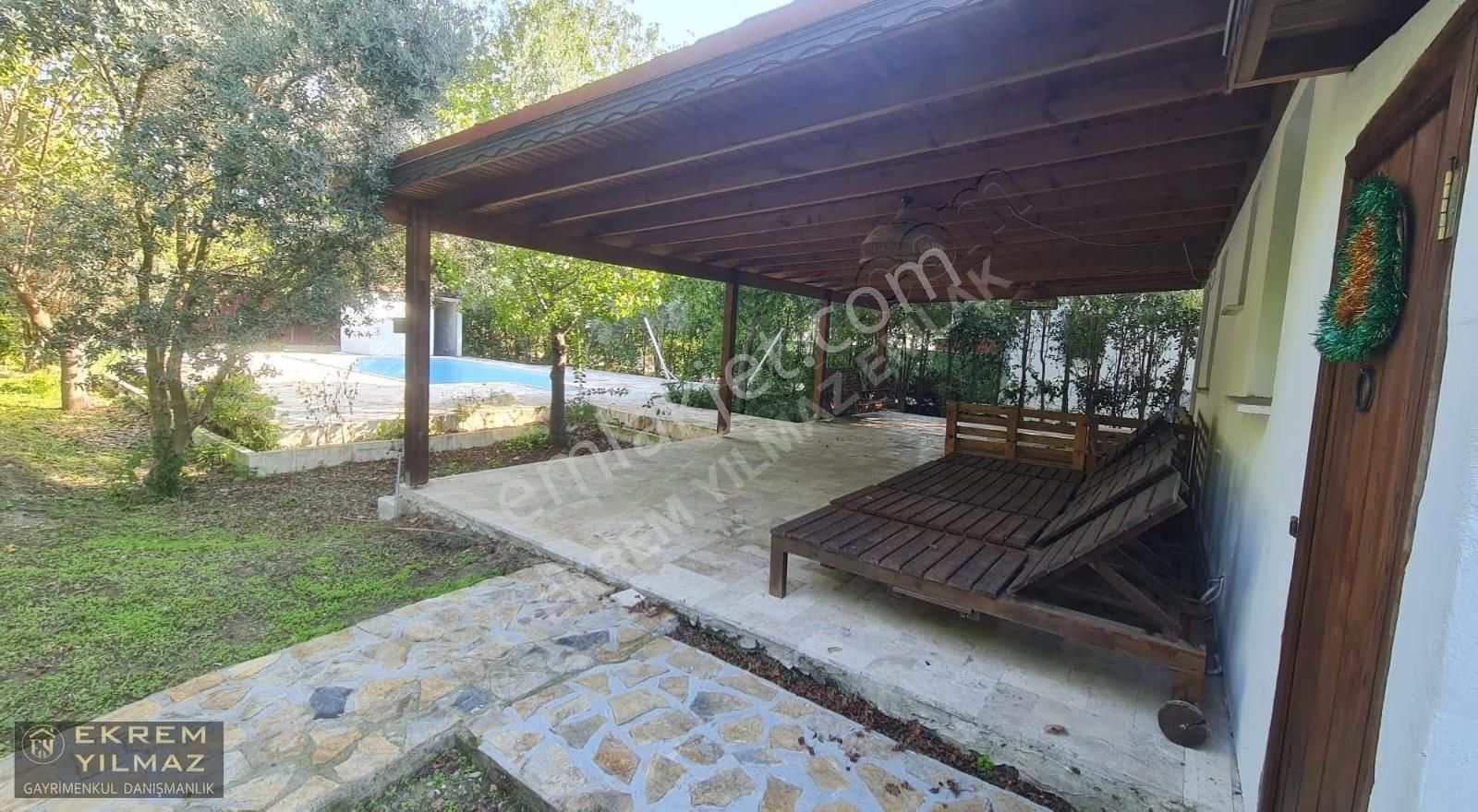 Köyceğiz Yangı Mahalesin'de Sesiz Doğayla İç İçe Nezih Bir Villa - Görsel 15