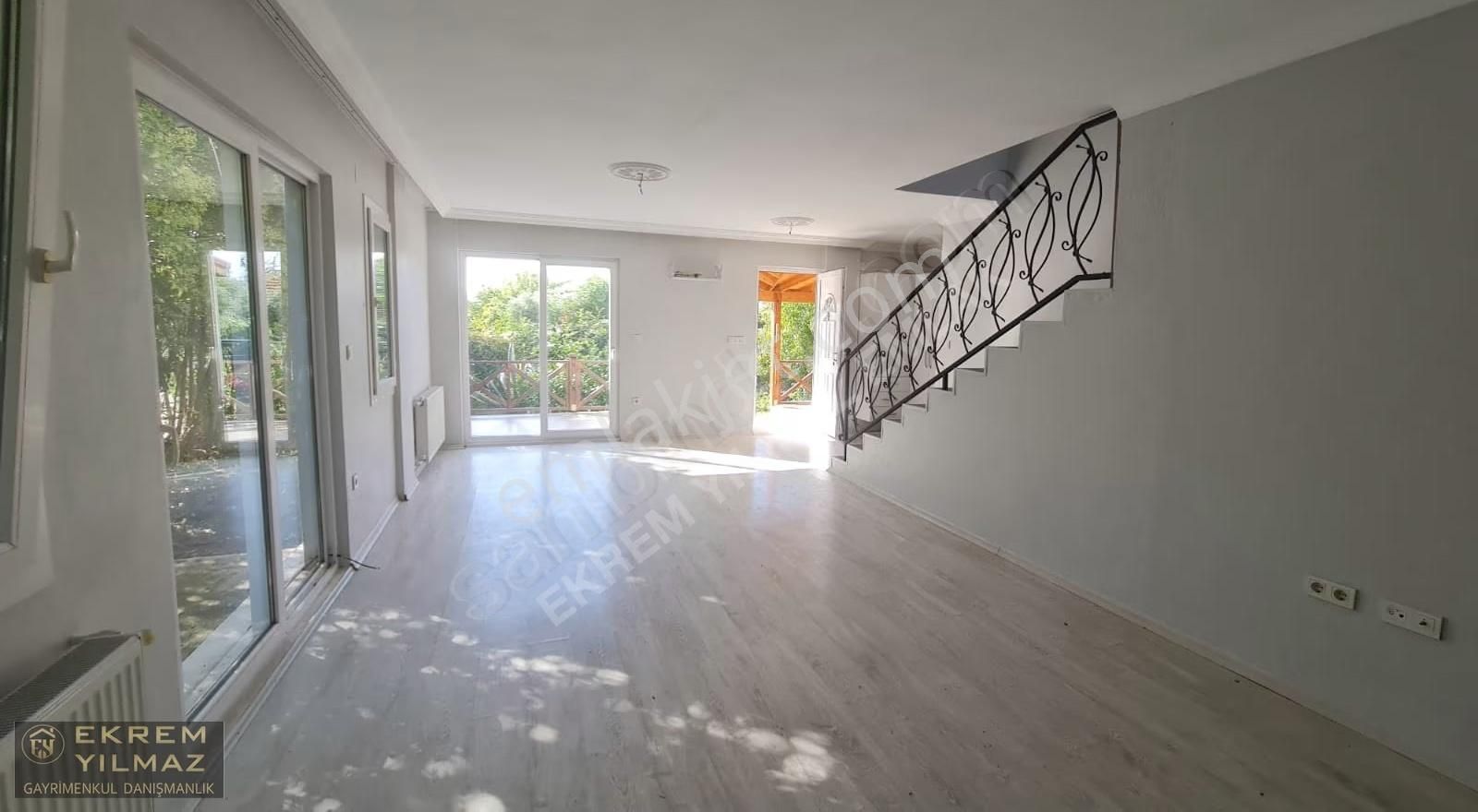 Köyceğiz Yangı Mahalesin'de Sesiz Doğayla İç İçe Nezih Bir Villa - Görsel 25