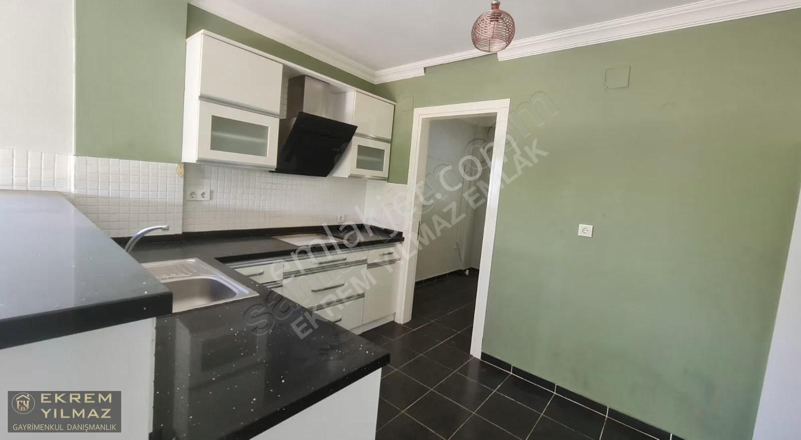 Köyceğiz Yangı Mahalesin'de Sesiz Doğayla İç İçe Nezih Bir Villa - Görsel 16