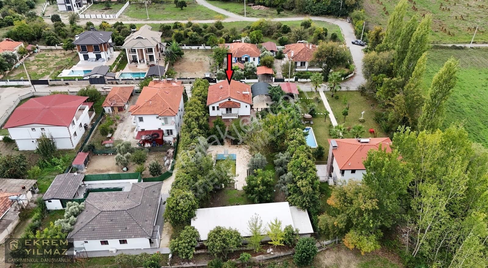 Köyceğiz Yangı Mahalesin'de Sesiz Doğayla İç İçe Nezih Bir Villa - Görsel 31