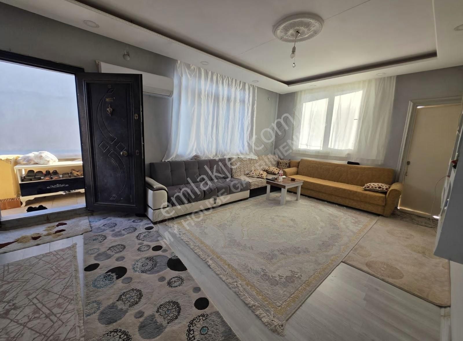 My House'tan Satılık Yüksek Konumda Müstakil Tapulu 2 Katlı Ev.