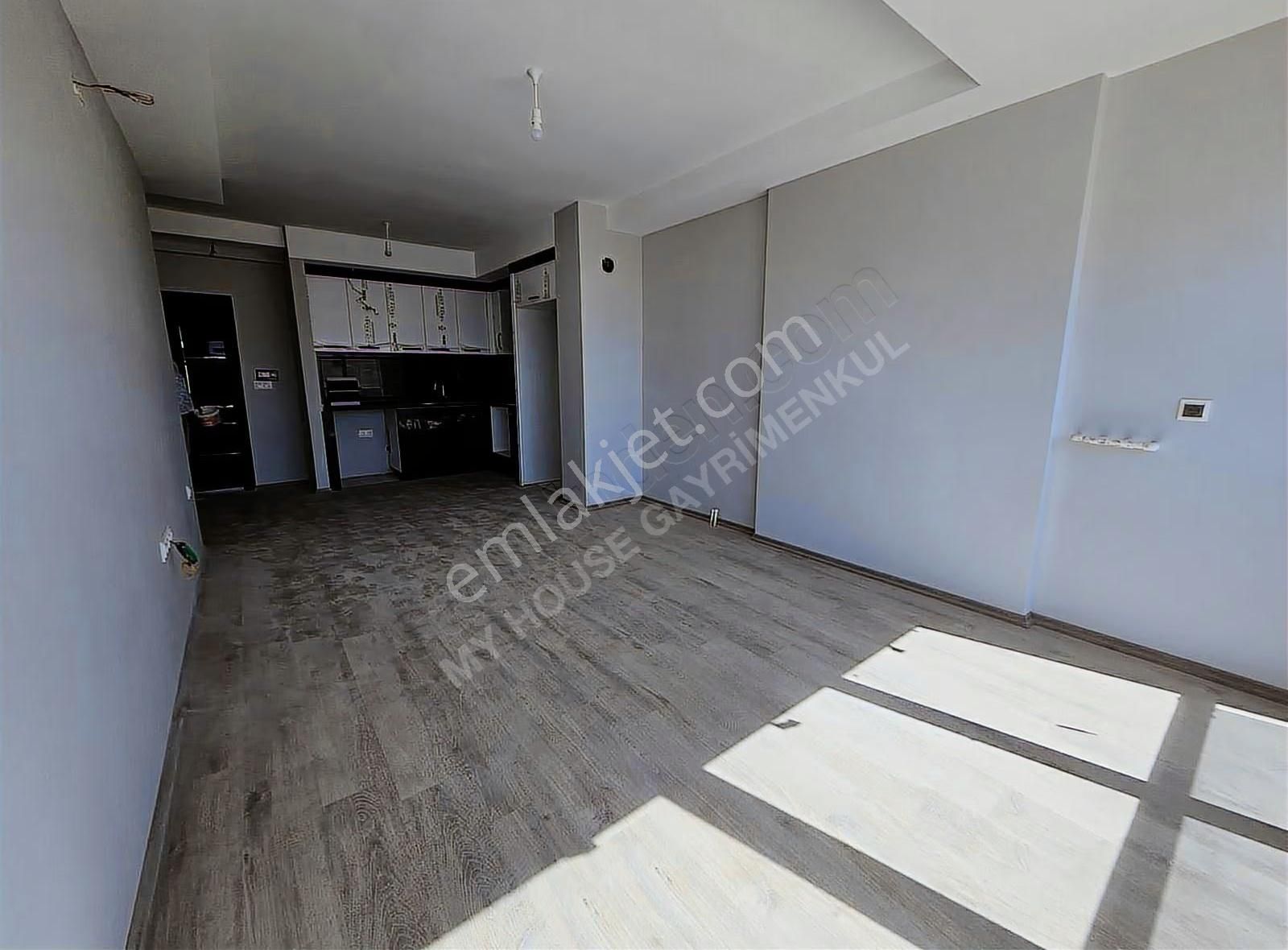 My House'dan Aksu Güzelyurt'a Satılık Sıfır Kullanışlı Daireler. - Görsel 2