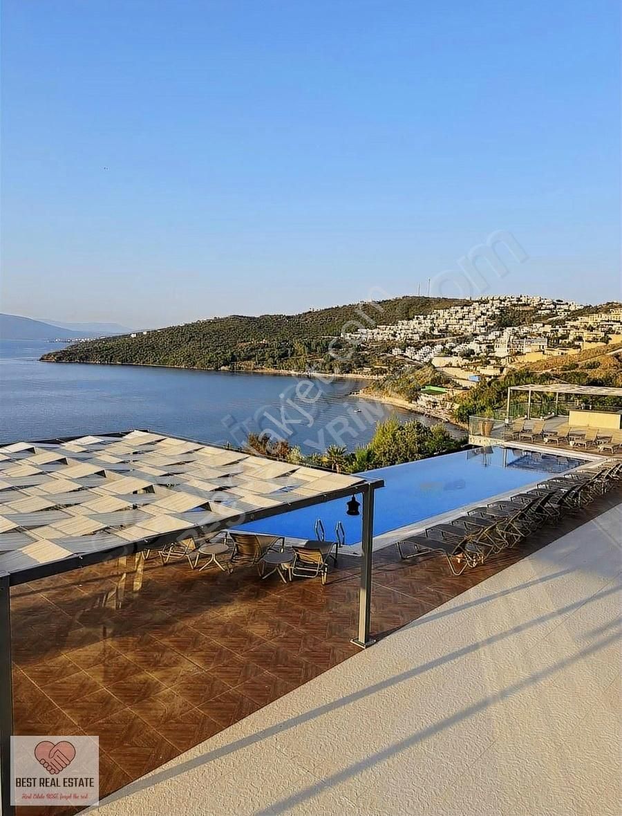Muğla Bodrum Boğaziçi 2 Bahçe 2 Balkon 5+2 Deniz Manzaralı Villa - Görsel 24