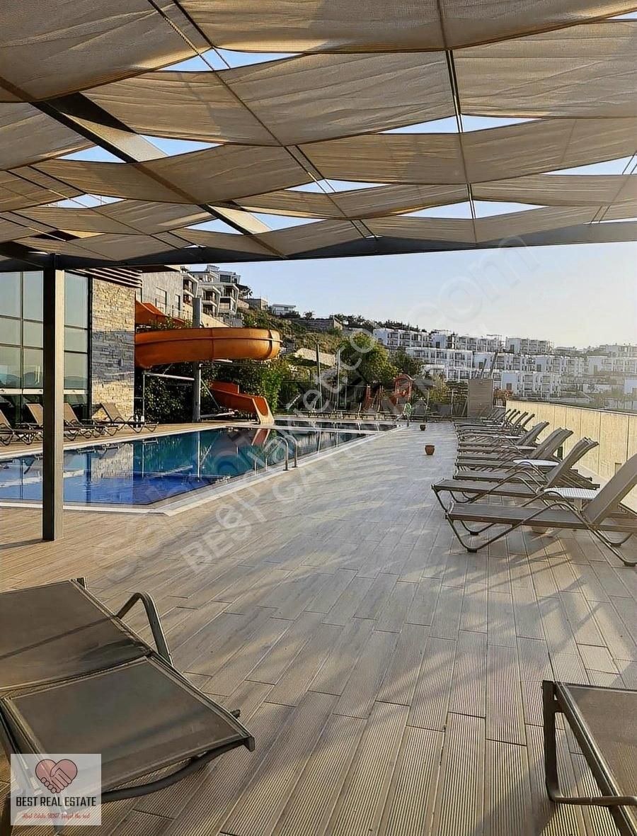 Muğla Bodrum Boğaziçi 2 Bahçe 2 Balkon 5+2 Deniz Manzaralı Villa - Görsel 11