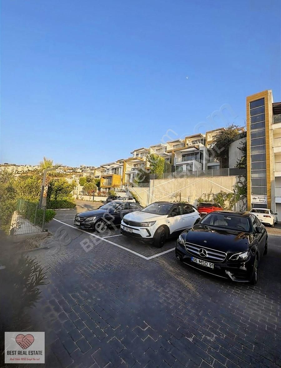 Muğla Bodrum Boğaziçi 2 Bahçe 2 Balkon 5+2 Deniz Manzaralı Villa - Görsel 27