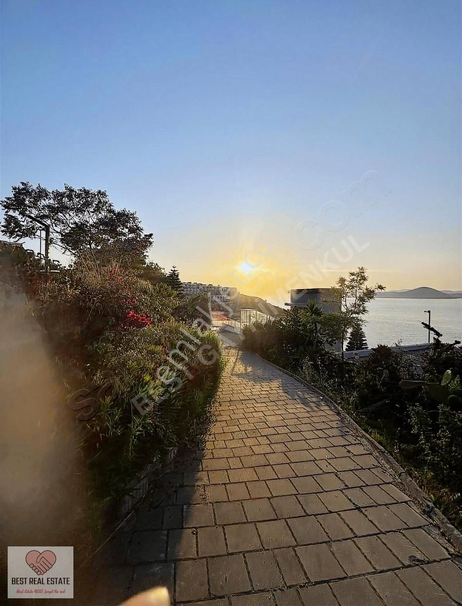 Muğla Bodrum Boğaziçi 2 Bahçe 2 Balkon 5+2 Deniz Manzaralı Villa - Görsel 7