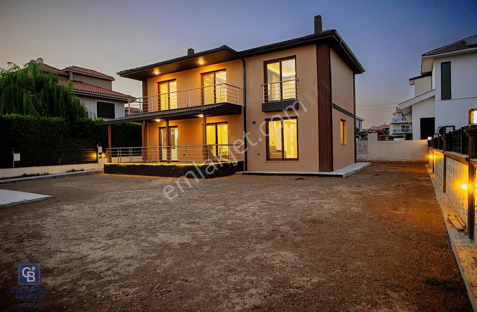 Foça Bağarası Villalar Bölgesinde Satılık 4+1 Müstakil Villa - Görsel 27