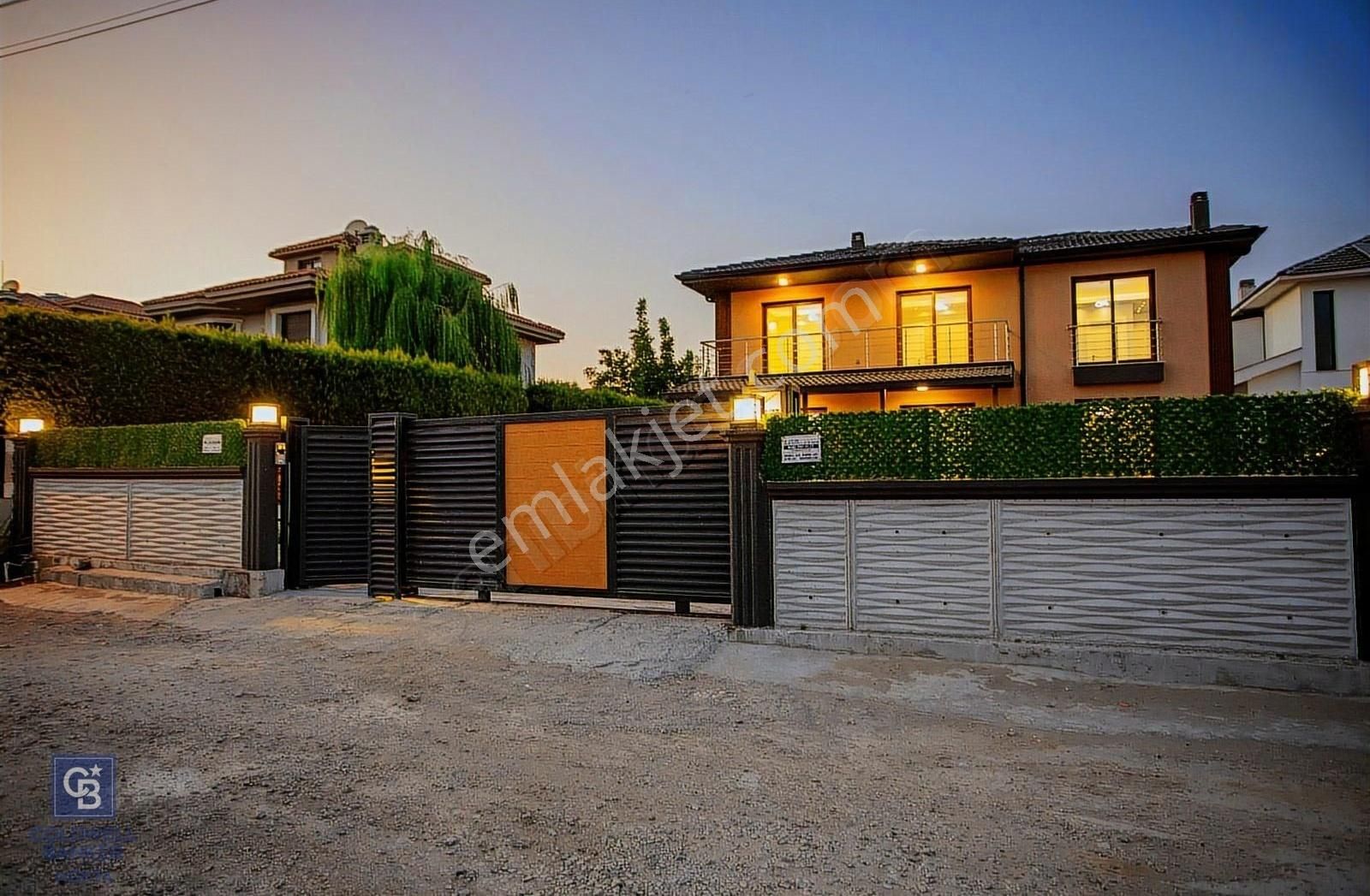 Foça Bağarası Villalar Bölgesinde Satılık 4+1 Müstakil Villa - Görsel 26